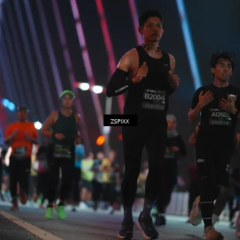 Runner Photo 6259881