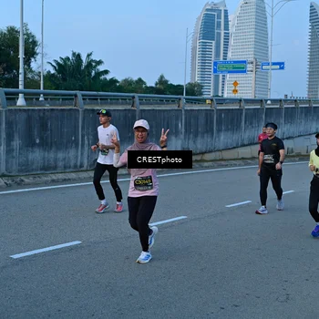 Runner Photo 6259882