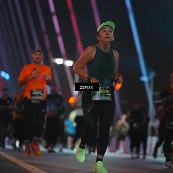 Runner Photo 6259885