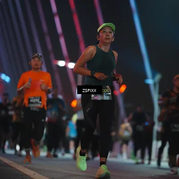 Runner Photo 6259888