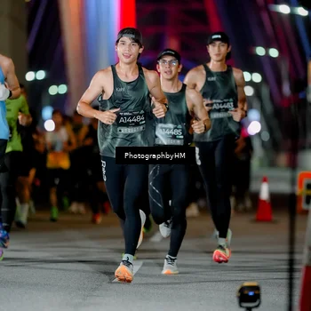 Runner Photo 6259892