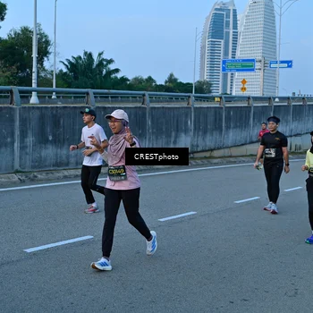Runner Photo 6259896