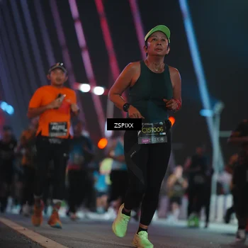 Runner Photo 6259909