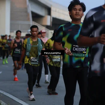 Runner Photo 6259910