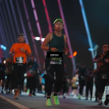 Runner Photo 6259915