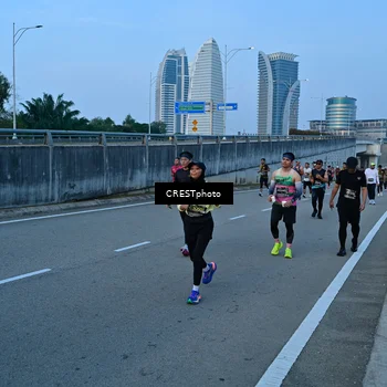 Runner Photo 6259918