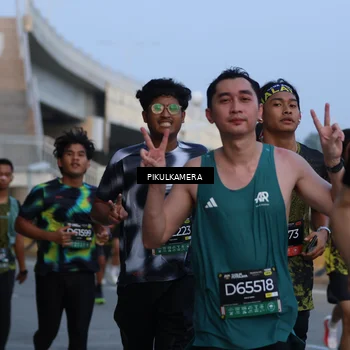Runner Photo 6259921