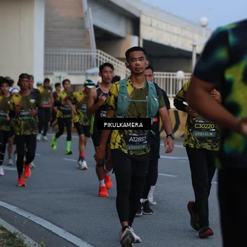 Runner Photo 6259939