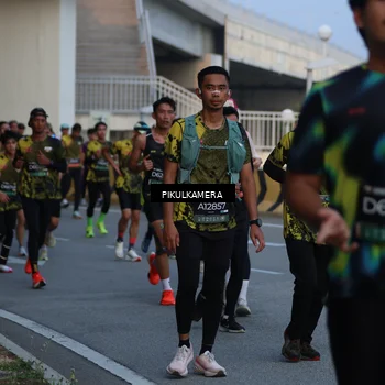 Runner Photo 6259953