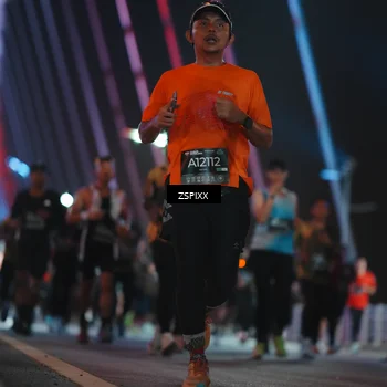 Runner Photo 6259964