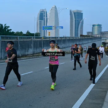Runner Photo 6259968