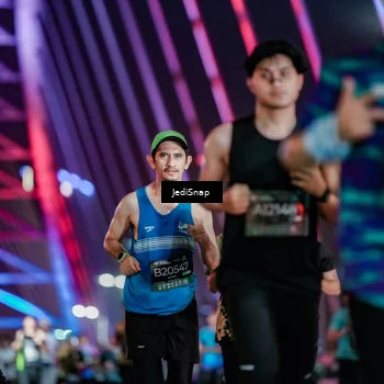 Runner Photo 6259982