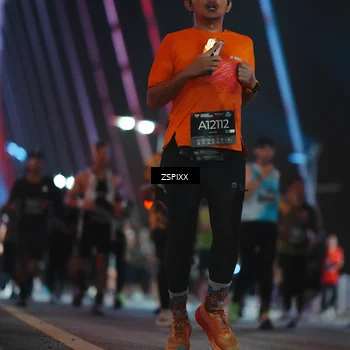 Runner Photo 6259994