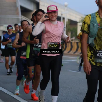 Runner Photo 6259997