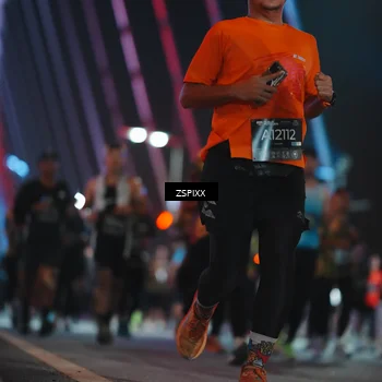 Runner Photo 6260005
