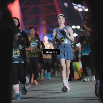Runner Photo 6260008