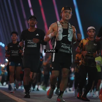 Runner Photo 6260026