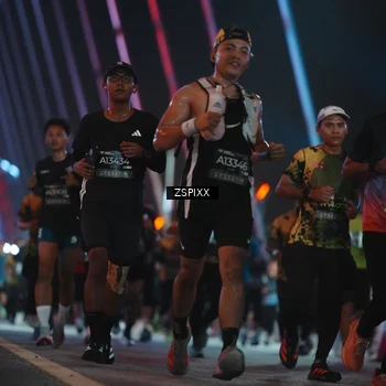 Runner Photo 6260029