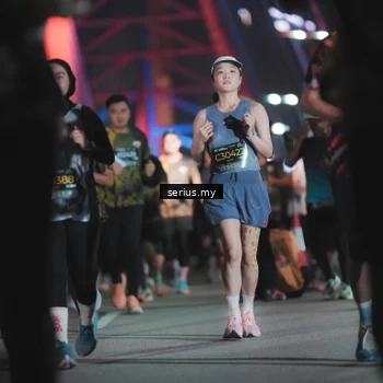 Runner Photo 6260030