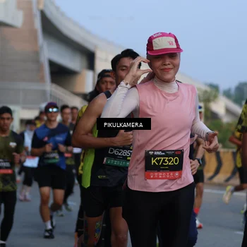 Runner Photo 6260038