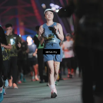 Runner Photo 6260046