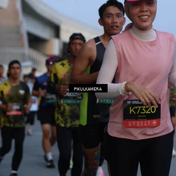 Runner Photo 6260060