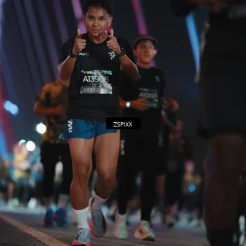 Runner Photo 6260079
