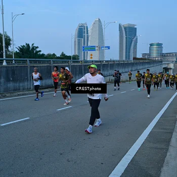 Runner Photo 6260085