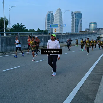 Runner Photo 6260088