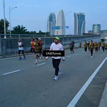 Runner Photo 6260092