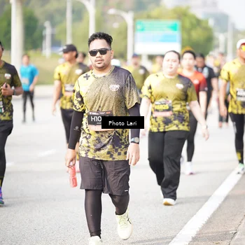 Runner Photo 6260095