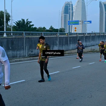 Runner Photo 6260114