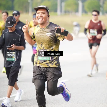 Runner Photo 6260118