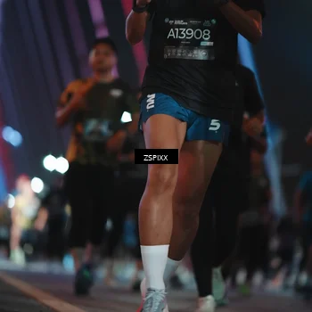 Runner Photo 6260125