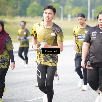 Runner Photo 6260136