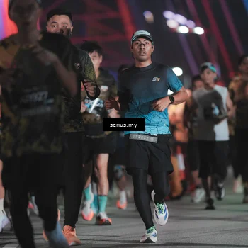 Runner Photo 6260143