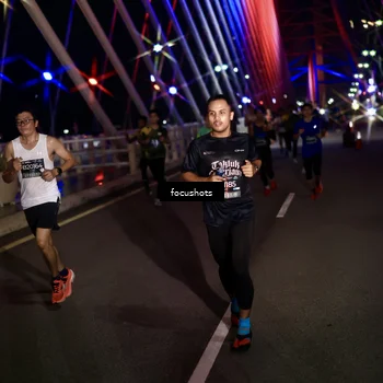 Runner Photo 6260168