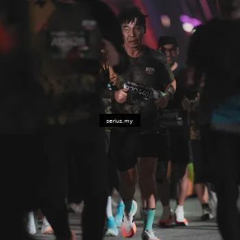 Runner Photo 6260196