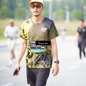 Runner Photo 6260200