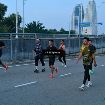 Runner Photo 6260207