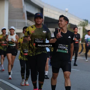 Runner Photo 6260217