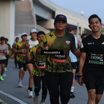 Runner Photo 6260227