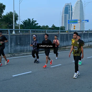 Runner Photo 6260234