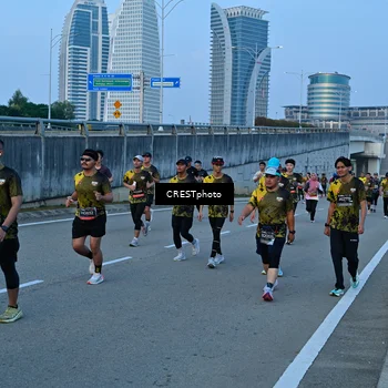 Runner Photo 6260275
