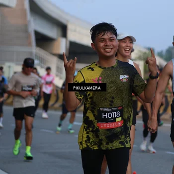 Runner Photo 6260278
