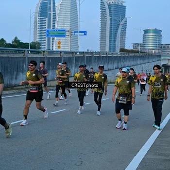 Runner Photo 6260301