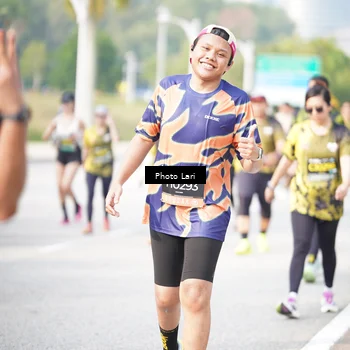 Runner Photo 6260312