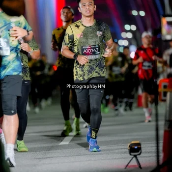 Runner Photo 6260315