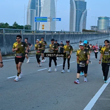 Runner Photo 6260321