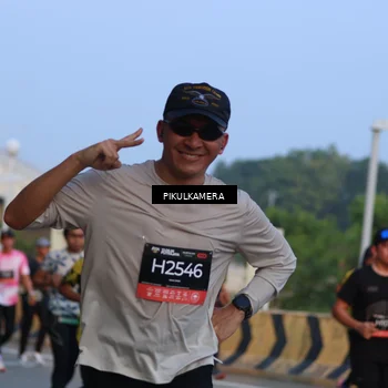 Runner Photo 6260336